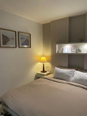 The Room Sansabai